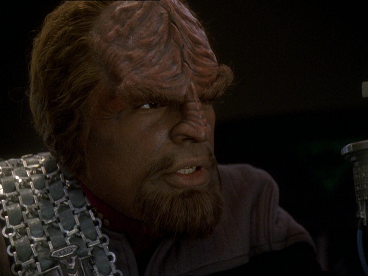 extant_StarTrek_DS9_7x22-TackingIntoTheWind_1875.jpg