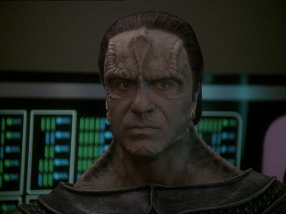 extant_StarTrek_DS9_7x22-TackingIntoTheWind_2023.jpg