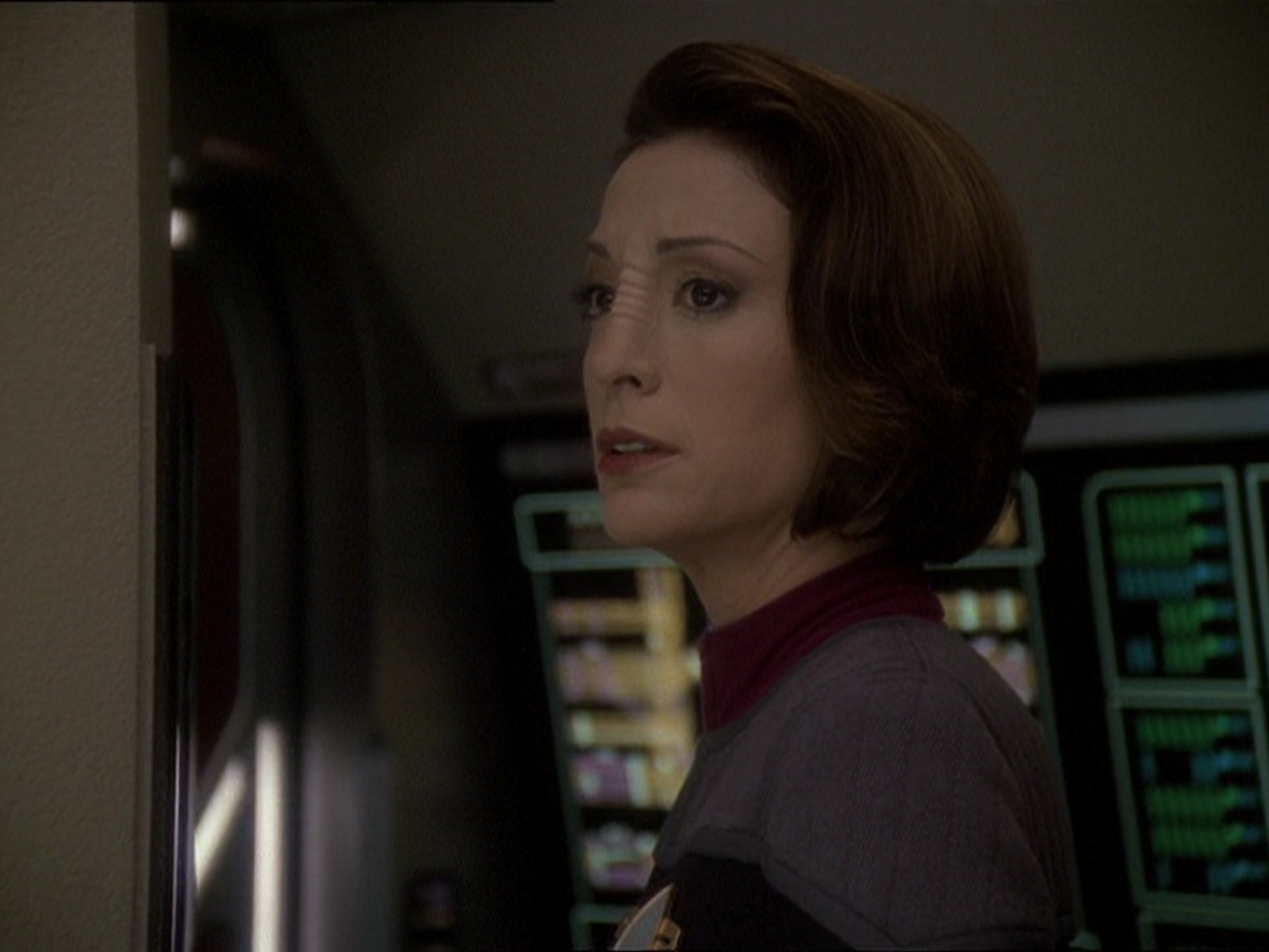 extant_StarTrek_DS9_7x22-TackingIntoTheWind_2074.jpg