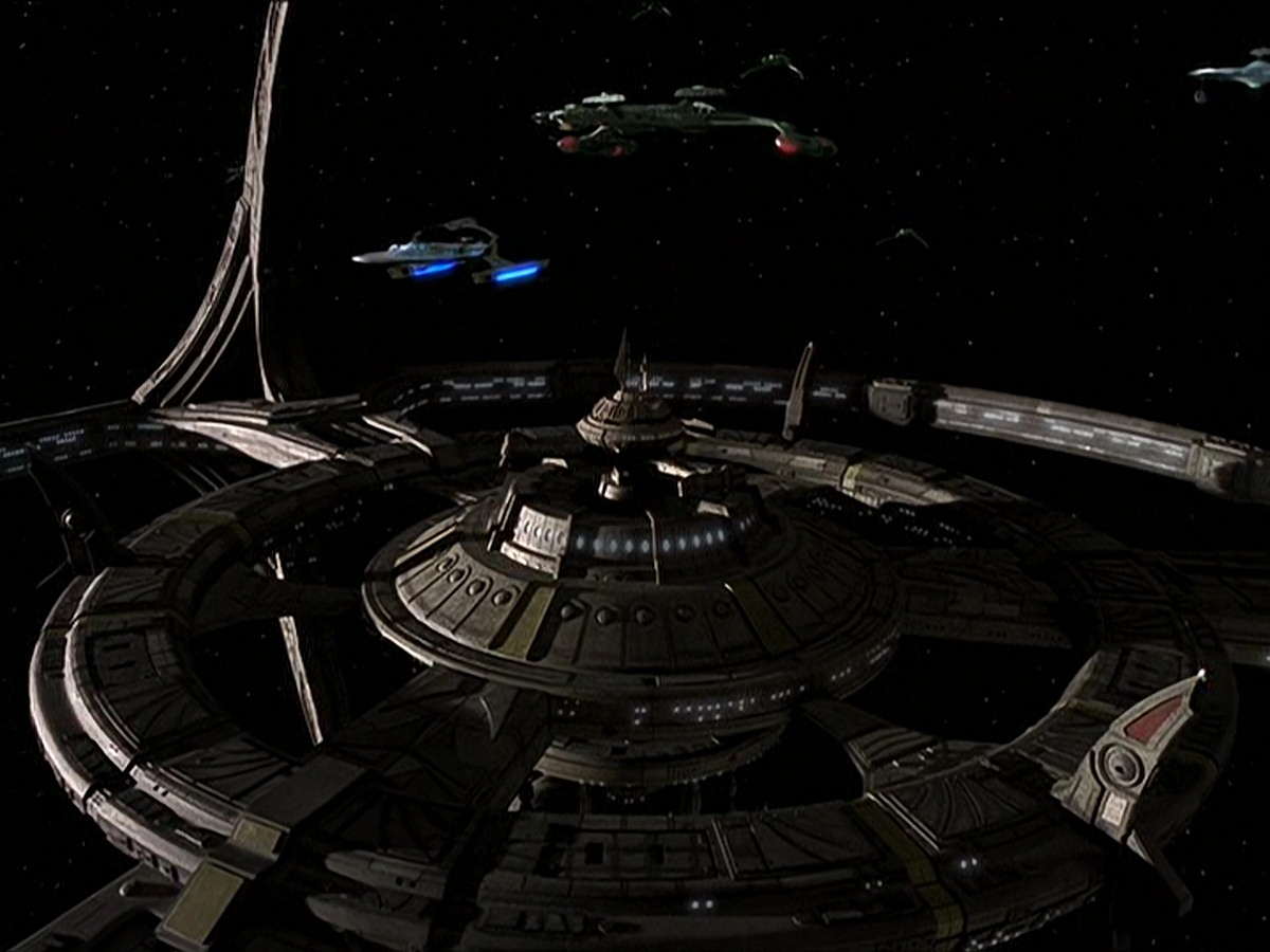 extant_StarTrek_DS9_7x22-TackingIntoTheWind_2135.jpg