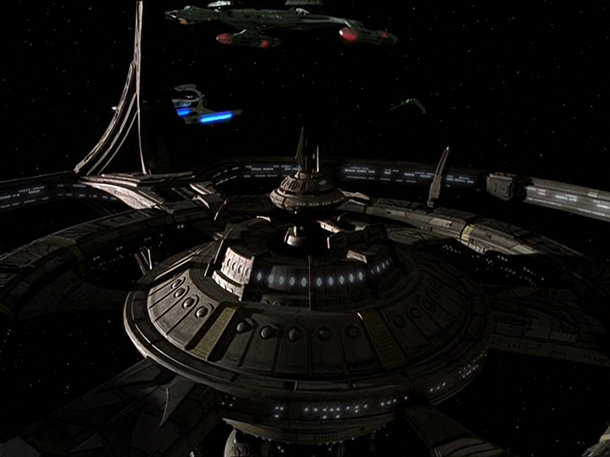 extant_StarTrek_DS9_7x22-TackingIntoTheWind_2141.jpg