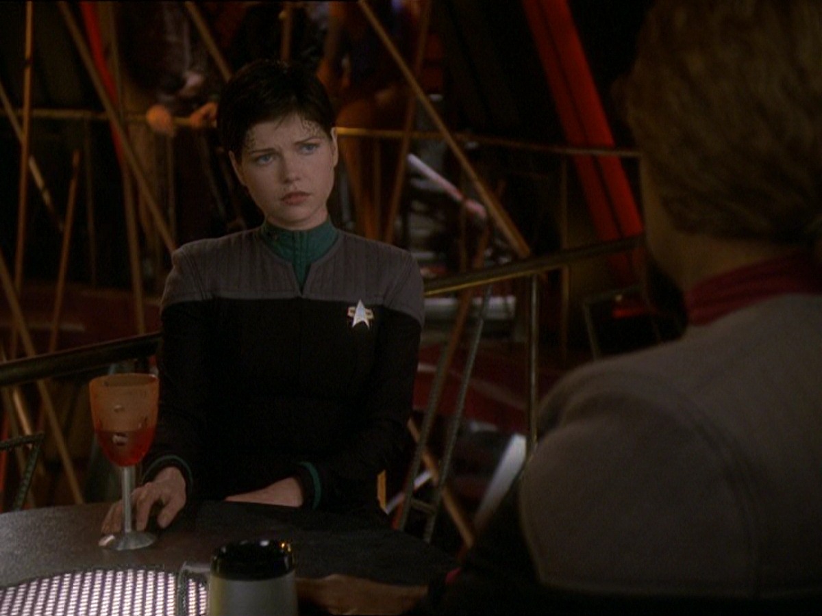 extant_StarTrek_DS9_7x22-TackingIntoTheWind_2162.jpg