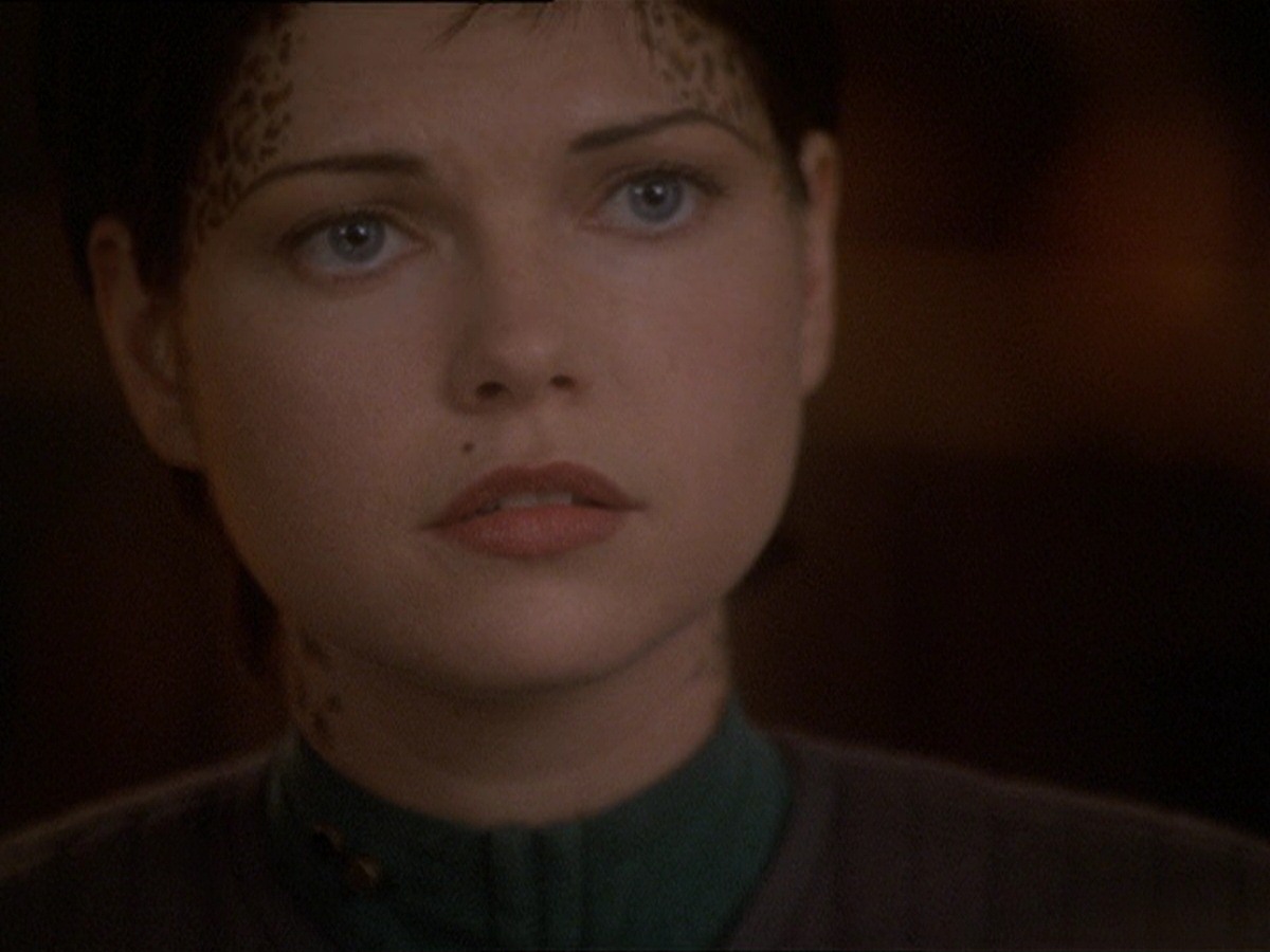 extant_StarTrek_DS9_7x22-TackingIntoTheWind_2206.jpg