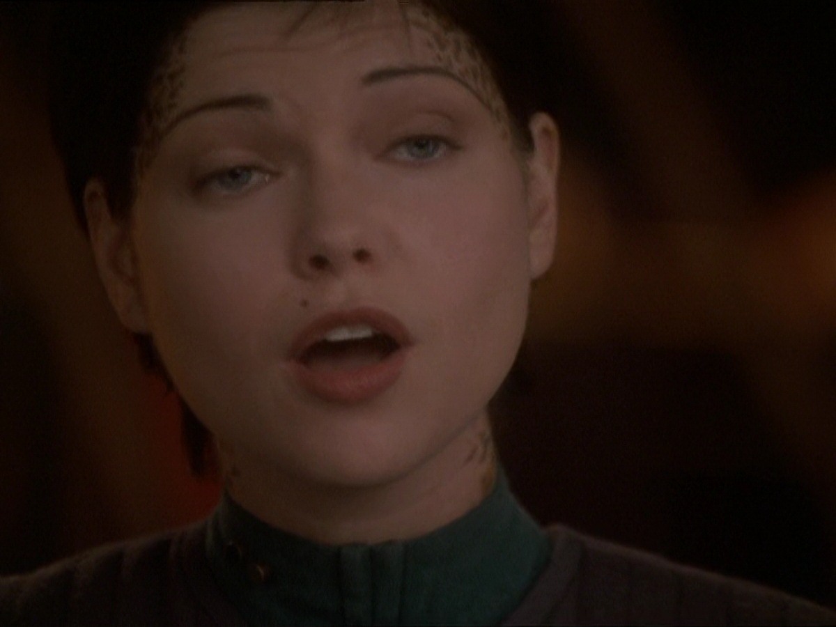 extant_StarTrek_DS9_7x22-TackingIntoTheWind_2230.jpg