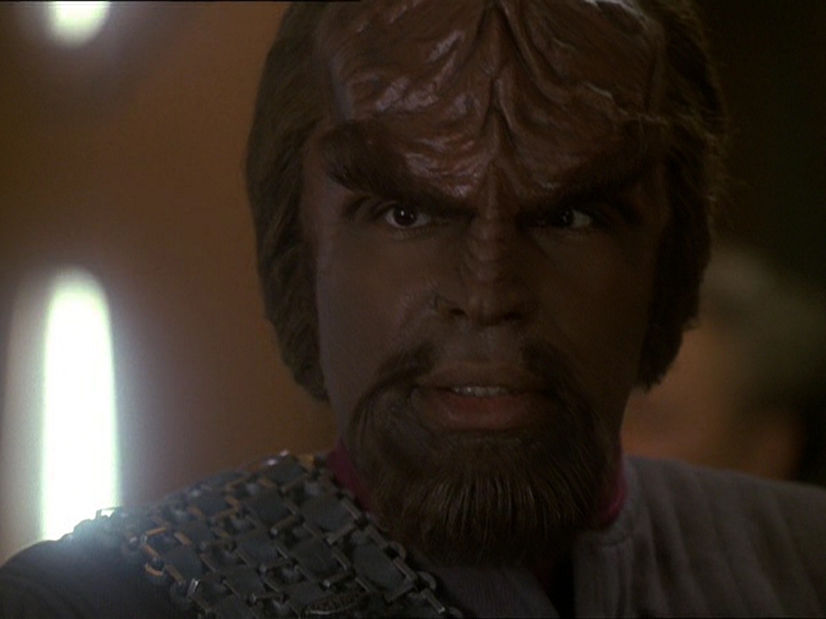 extant_StarTrek_DS9_7x22-TackingIntoTheWind_2233.jpg