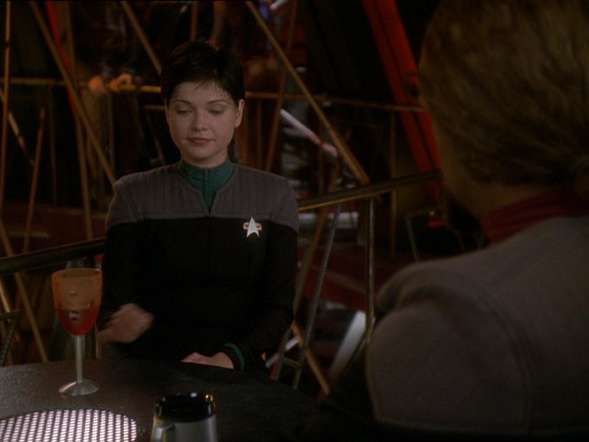 extant_StarTrek_DS9_7x22-TackingIntoTheWind_2247.jpg
