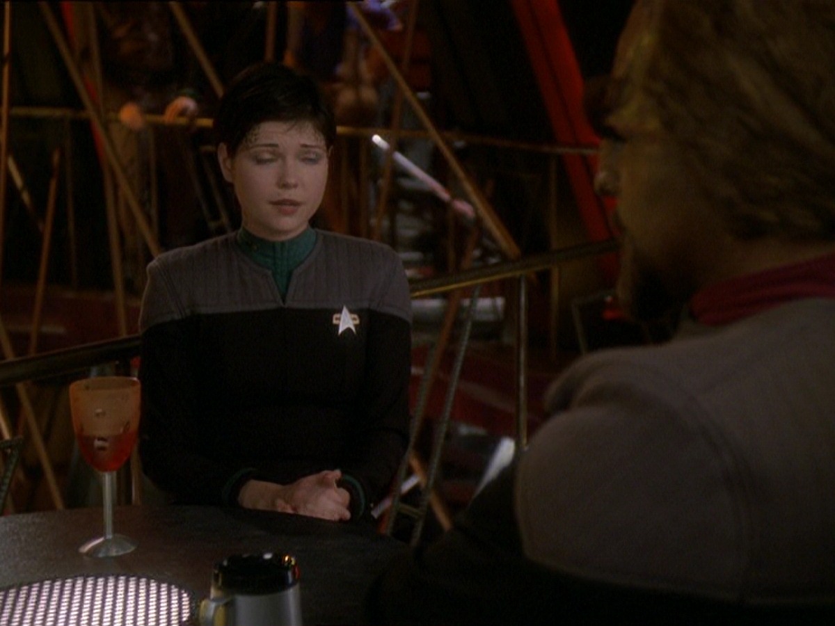 extant_StarTrek_DS9_7x22-TackingIntoTheWind_2274.jpg