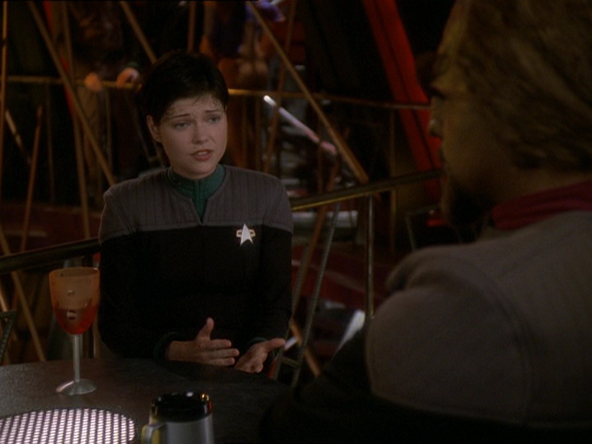 extant_StarTrek_DS9_7x22-TackingIntoTheWind_2275.jpg