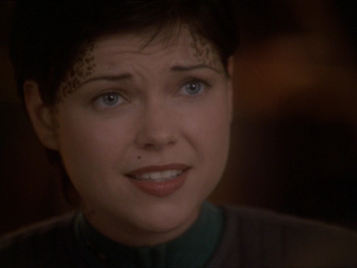 extant_StarTrek_DS9_7x22-TackingIntoTheWind_2296.jpg