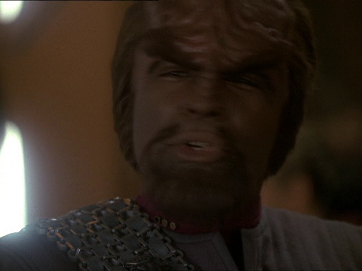 extant_StarTrek_DS9_7x22-TackingIntoTheWind_2308.jpg