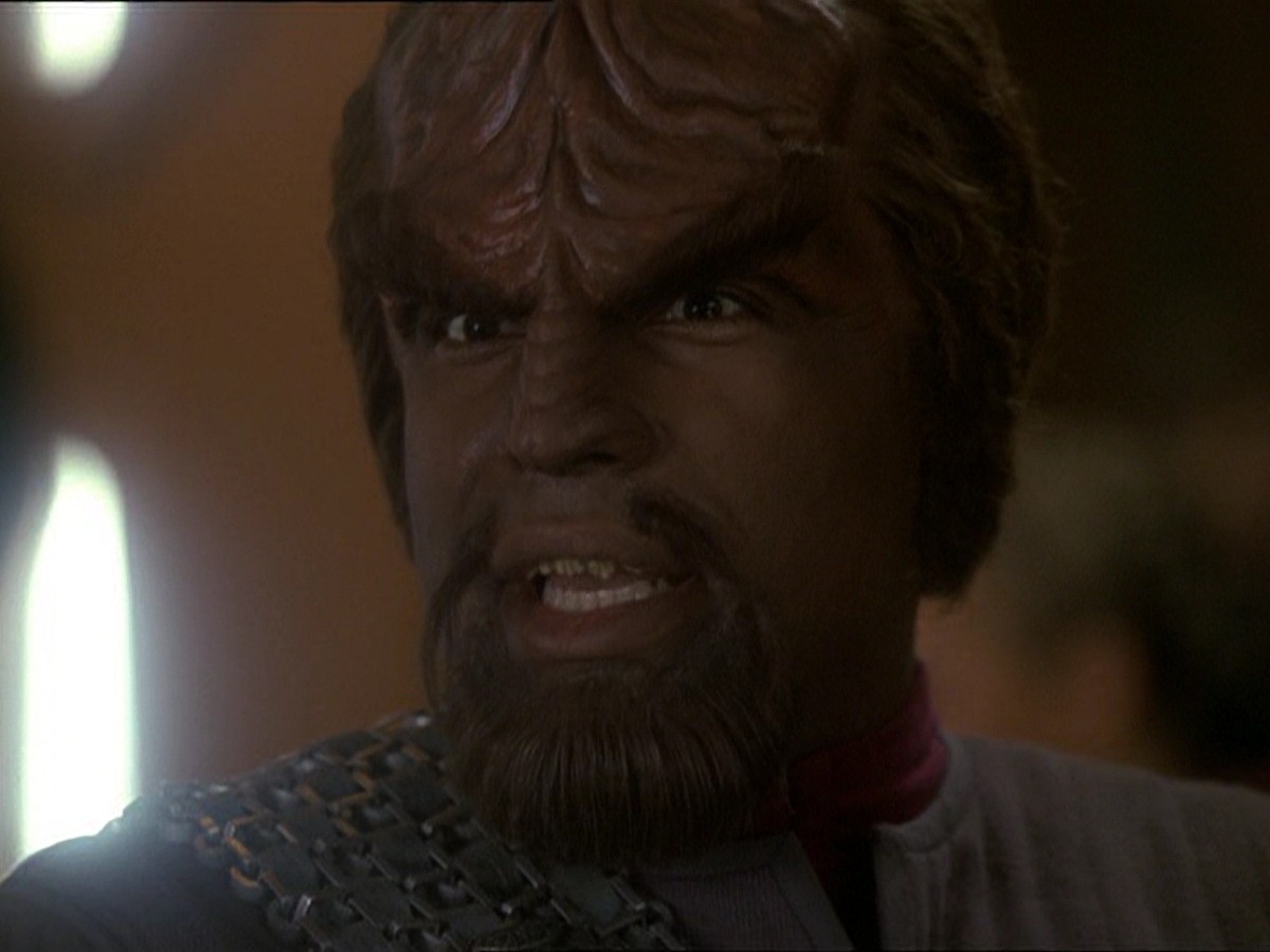 extant_StarTrek_DS9_7x22-TackingIntoTheWind_2310.jpg