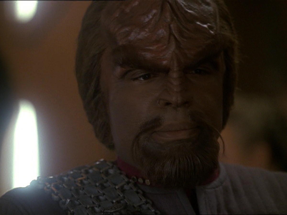 extant_StarTrek_DS9_7x22-TackingIntoTheWind_2341.jpg