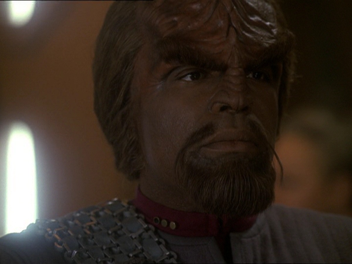 extant_StarTrek_DS9_7x22-TackingIntoTheWind_2345.jpg