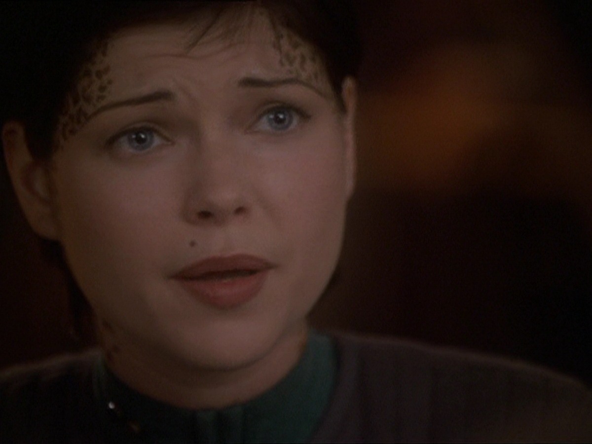 extant_StarTrek_DS9_7x22-TackingIntoTheWind_2354.jpg