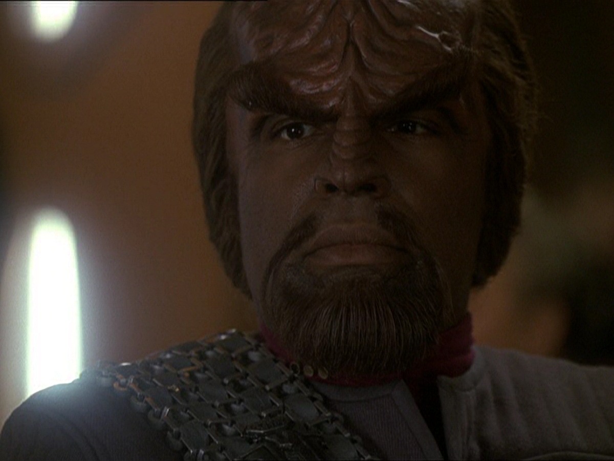 extant_StarTrek_DS9_7x22-TackingIntoTheWind_2365.jpg
