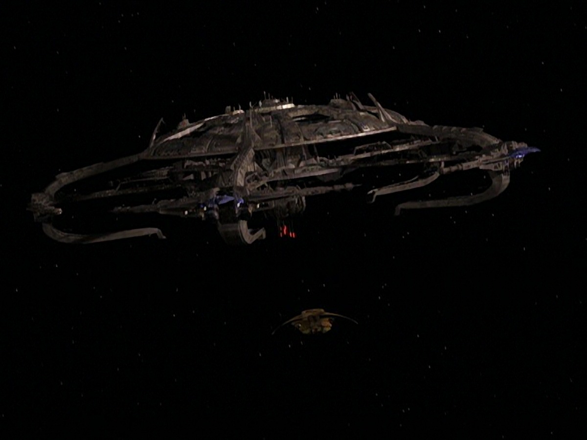 extant_StarTrek_DS9_7x22-TackingIntoTheWind_2370.jpg