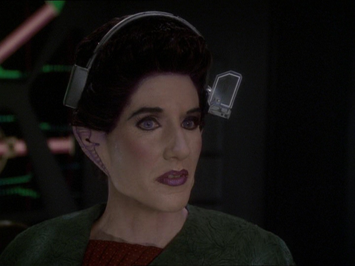 extant_StarTrek_DS9_7x22-TackingIntoTheWind_2537.jpg