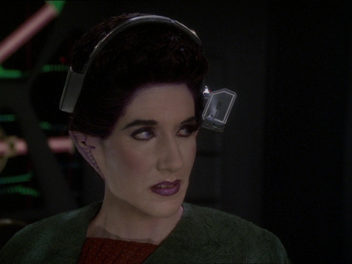 extant_StarTrek_DS9_7x22-TackingIntoTheWind_2543.jpg