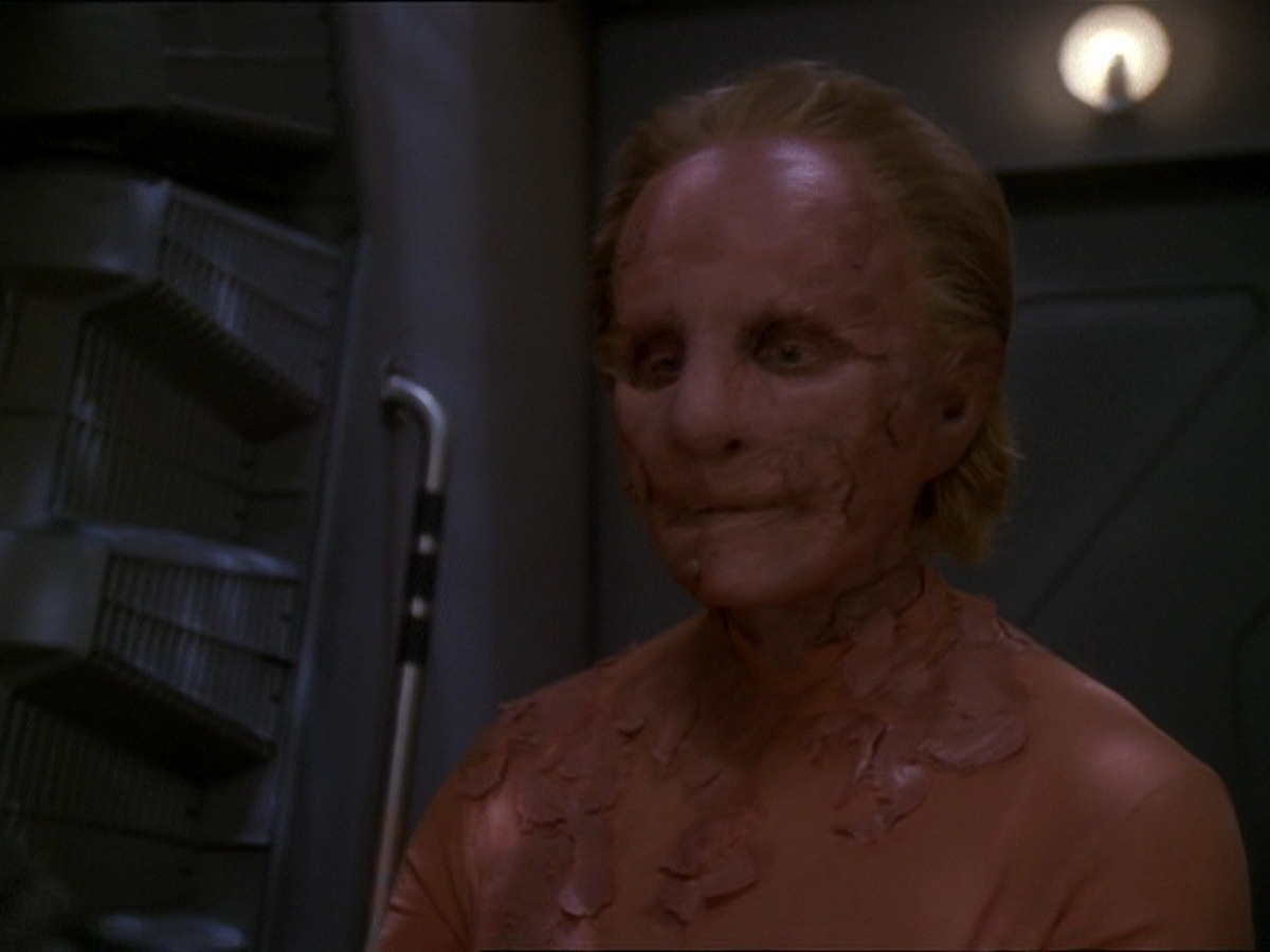 extant_StarTrek_DS9_7x22-TackingIntoTheWind_2601.jpg