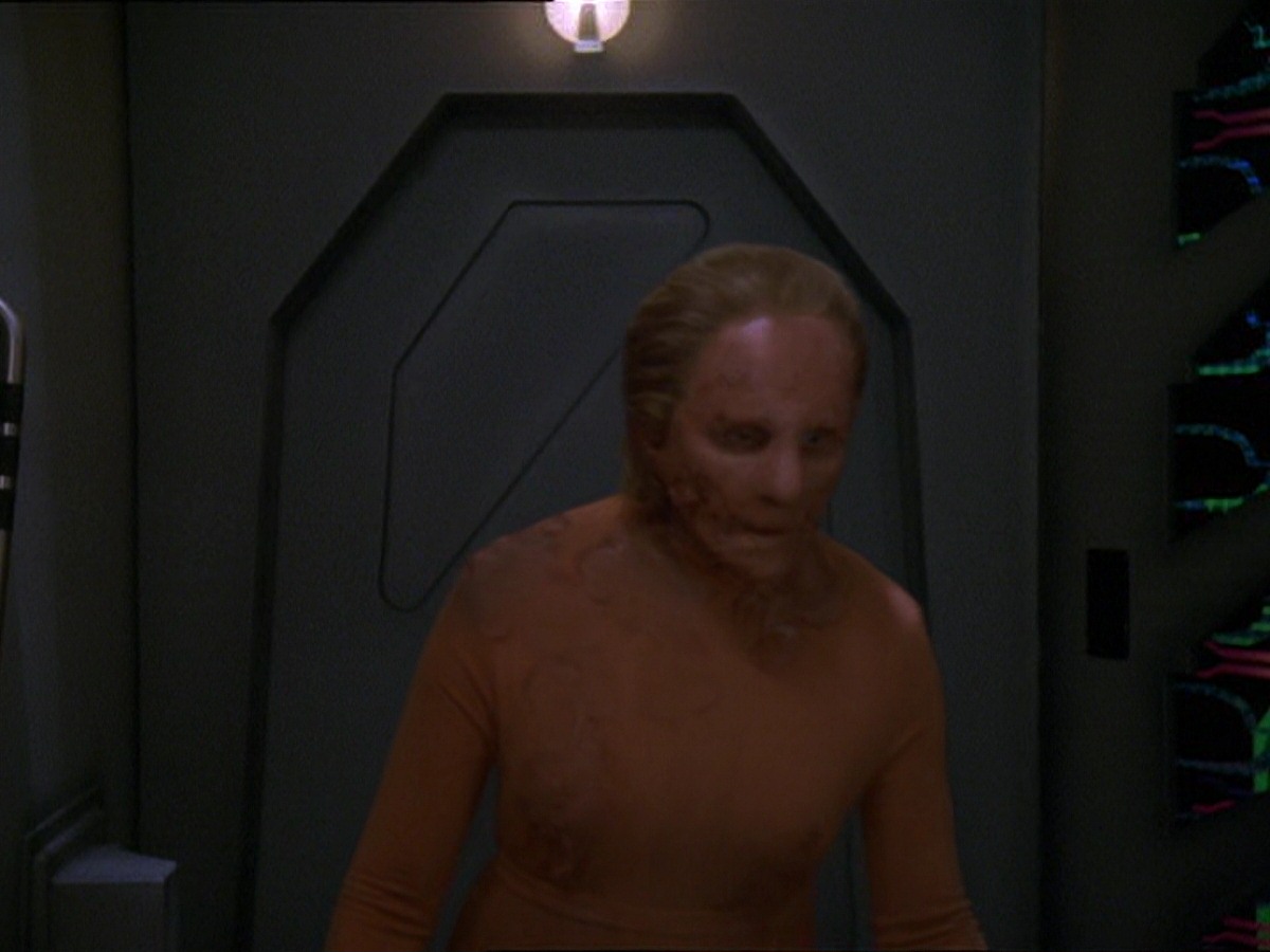extant_StarTrek_DS9_7x22-TackingIntoTheWind_2630.jpg