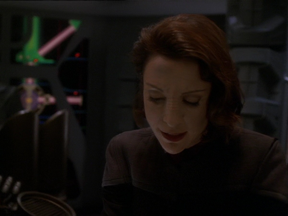 extant_StarTrek_DS9_7x22-TackingIntoTheWind_2645.jpg