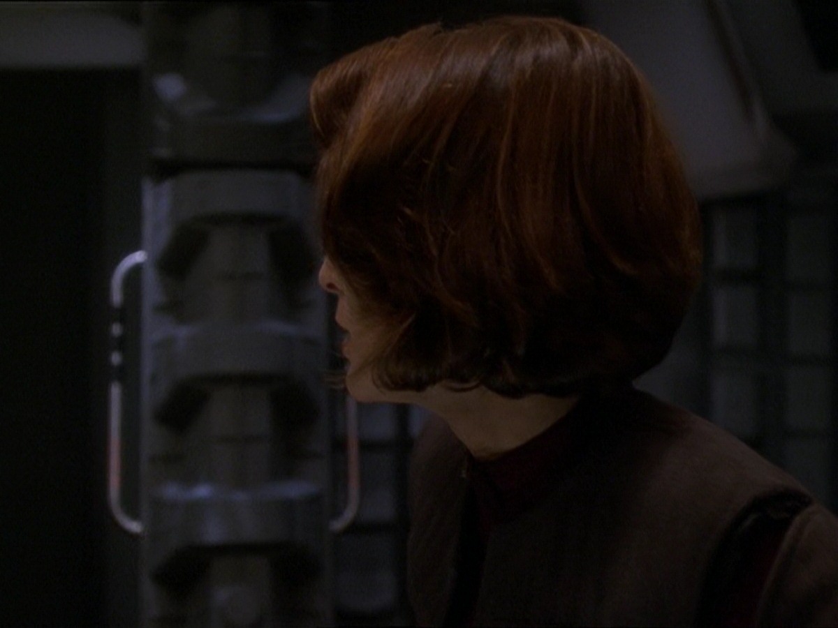 extant_StarTrek_DS9_7x22-TackingIntoTheWind_2650.jpg