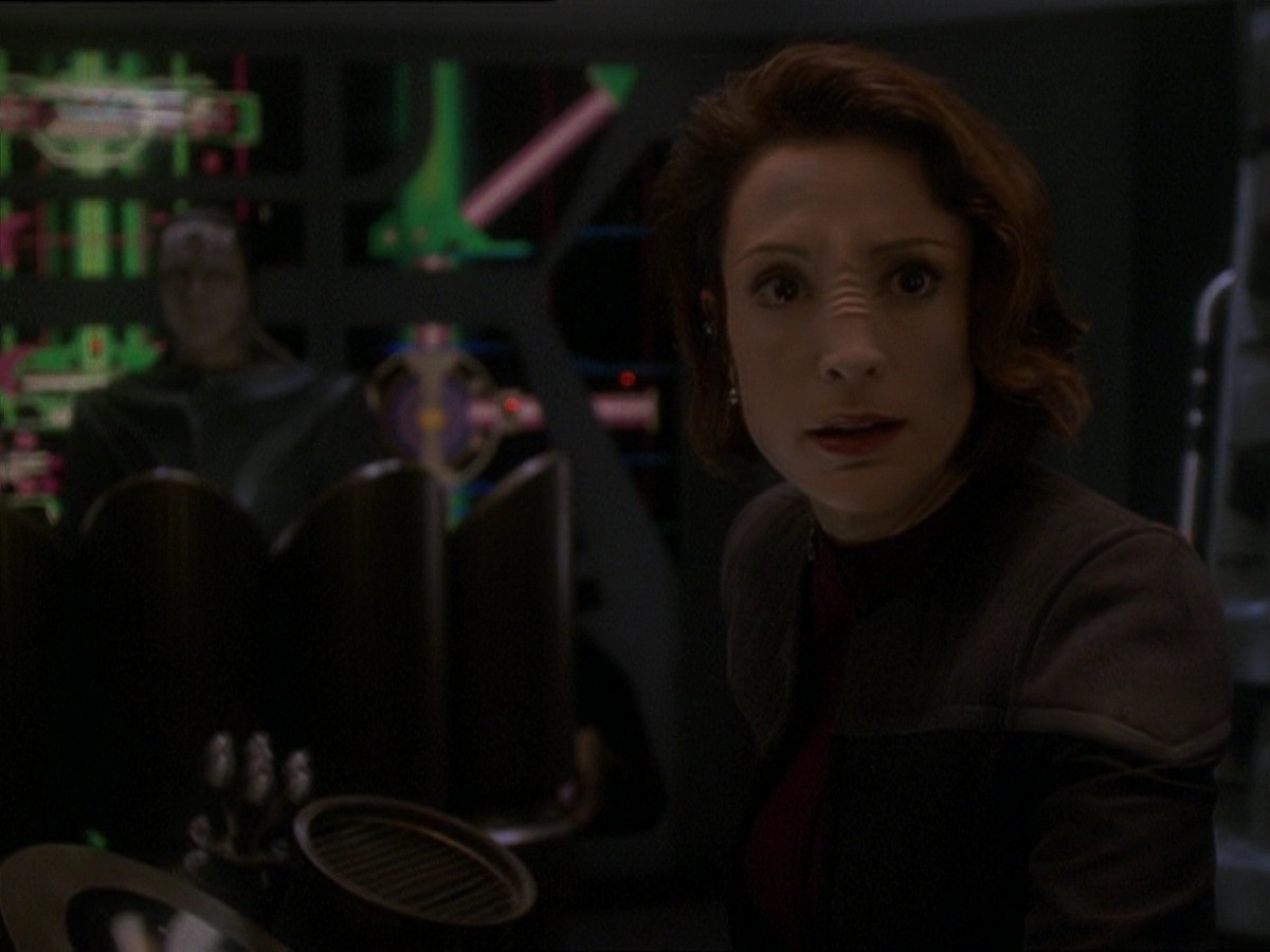 extant_StarTrek_DS9_7x22-TackingIntoTheWind_2668.jpg