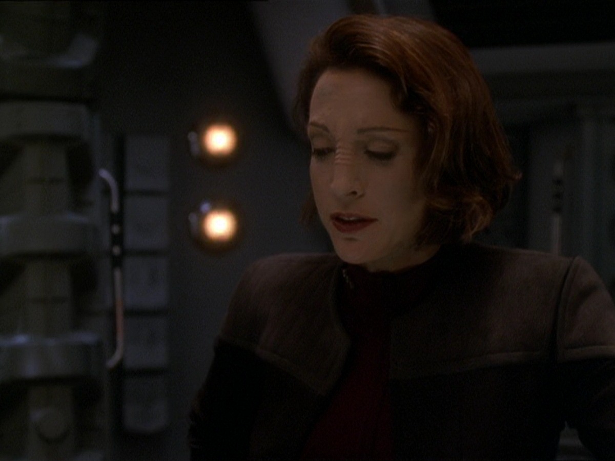 extant_StarTrek_DS9_7x22-TackingIntoTheWind_2705.jpg