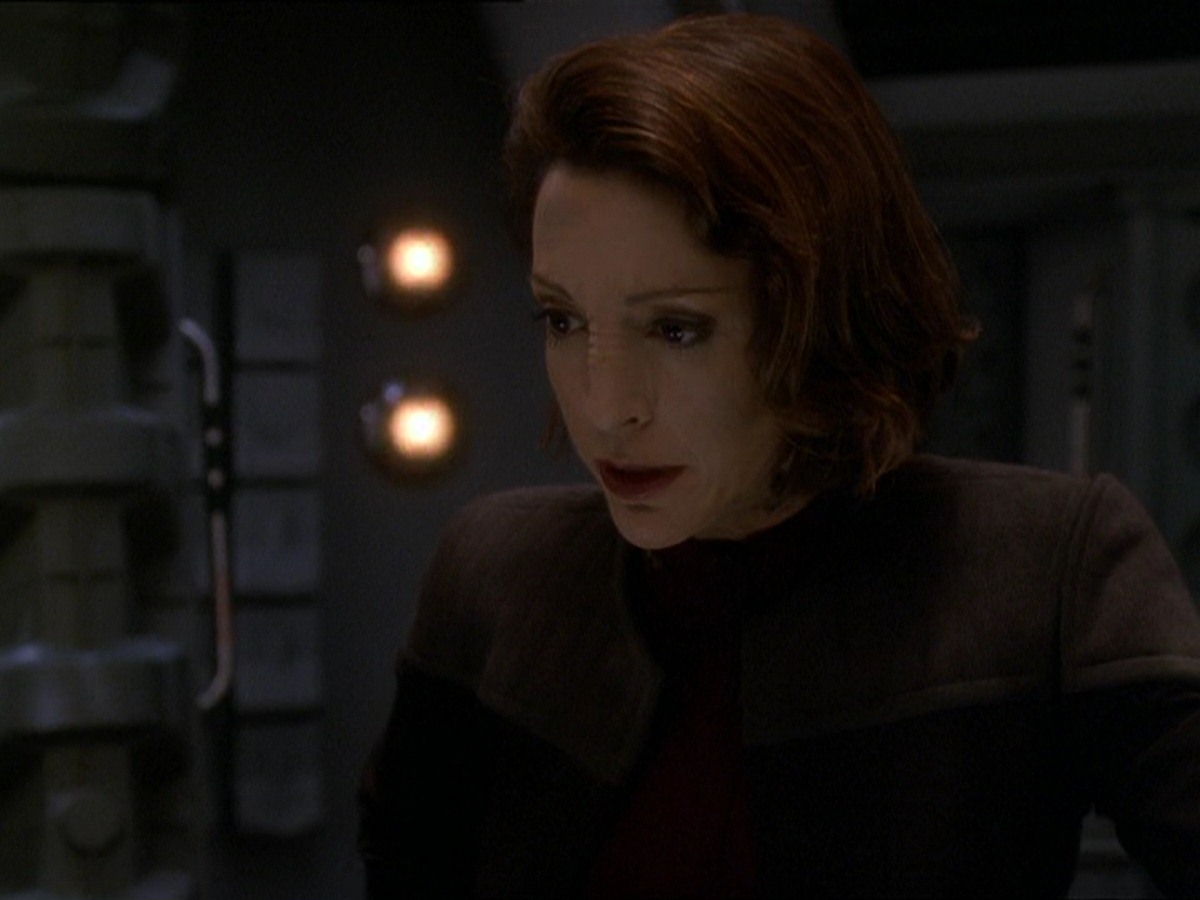 extant_StarTrek_DS9_7x22-TackingIntoTheWind_2708.jpg
