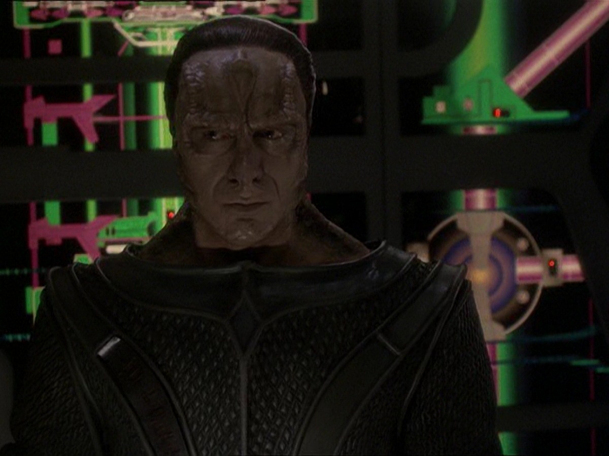 extant_StarTrek_DS9_7x22-TackingIntoTheWind_2715.jpg