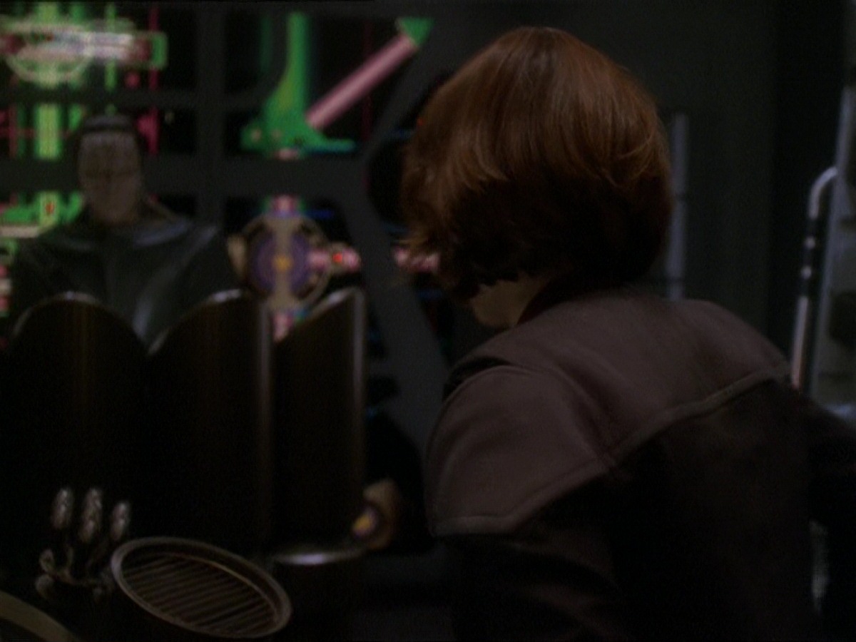 extant_StarTrek_DS9_7x22-TackingIntoTheWind_2730.jpg