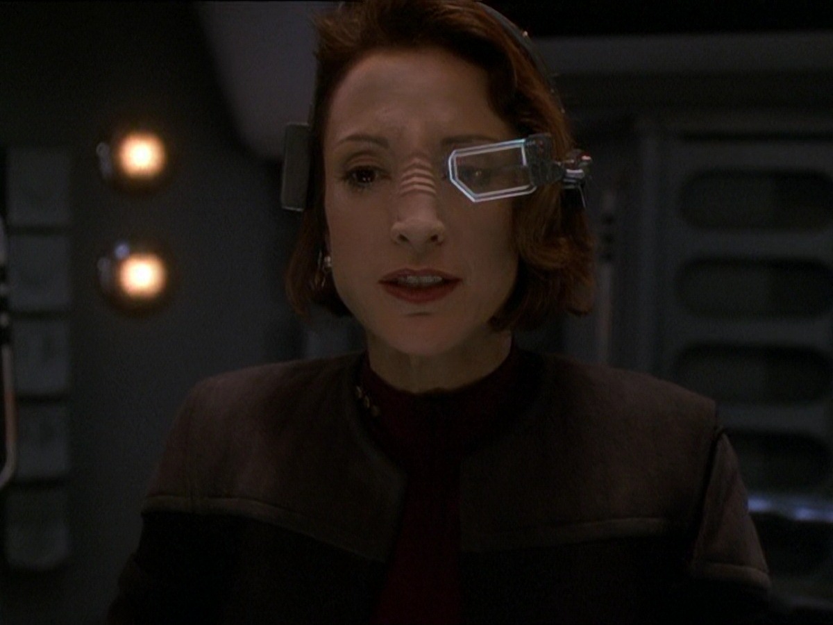 extant_StarTrek_DS9_7x22-TackingIntoTheWind_2757.jpg