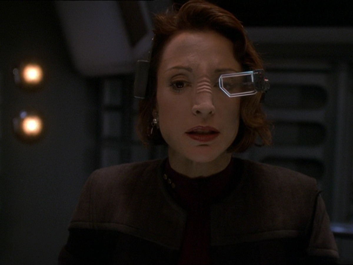 extant_StarTrek_DS9_7x22-TackingIntoTheWind_2763.jpg