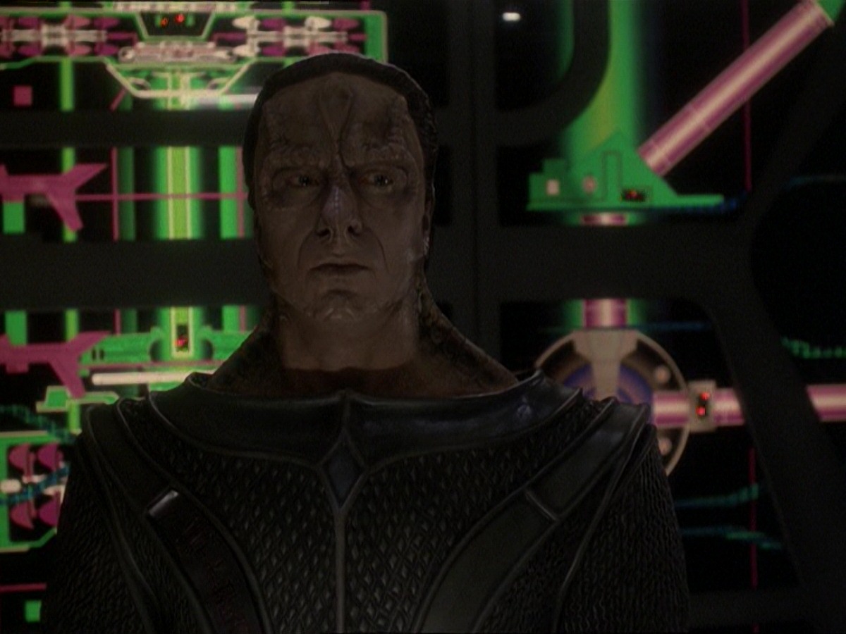 extant_StarTrek_DS9_7x22-TackingIntoTheWind_2771.jpg