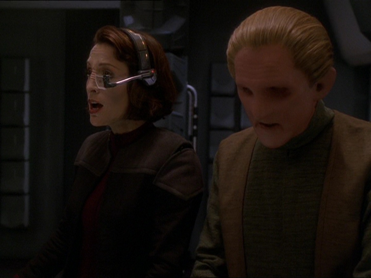 extant_StarTrek_DS9_7x22-TackingIntoTheWind_2788.jpg