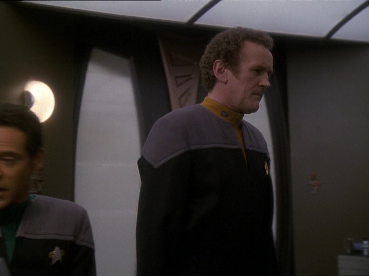 extant_StarTrek_DS9_7x22-TackingIntoTheWind_2857.jpg