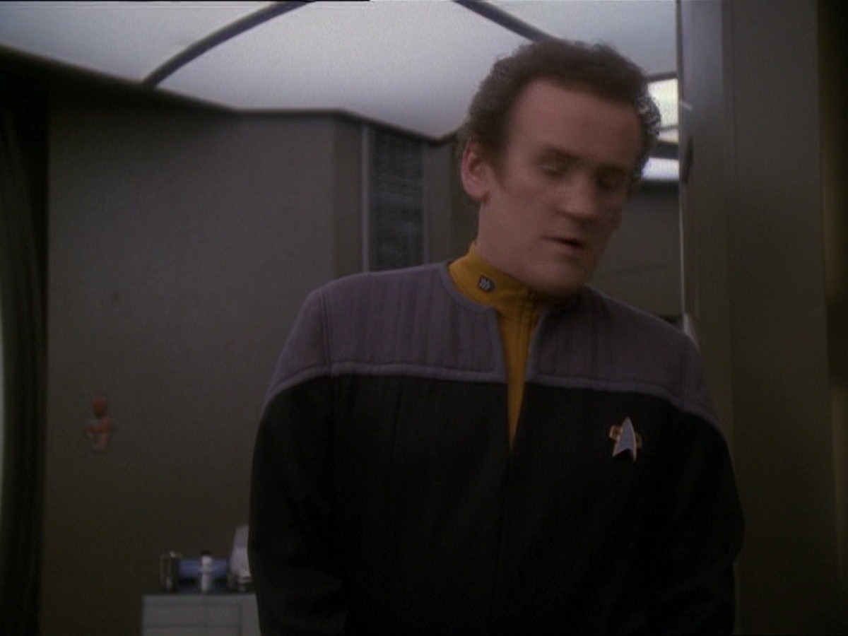 extant_StarTrek_DS9_7x22-TackingIntoTheWind_2868.jpg