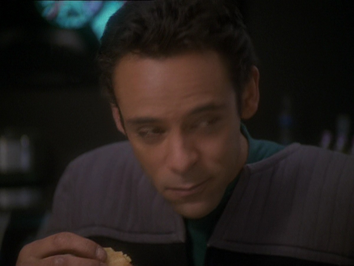 extant_StarTrek_DS9_7x22-TackingIntoTheWind_2955.jpg