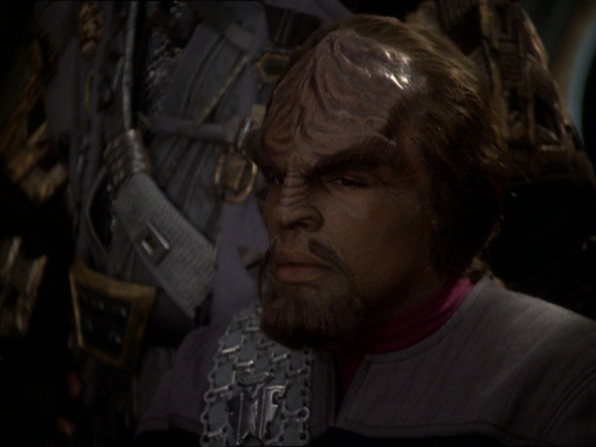 extant_StarTrek_DS9_7x22-TackingIntoTheWind_3053.jpg