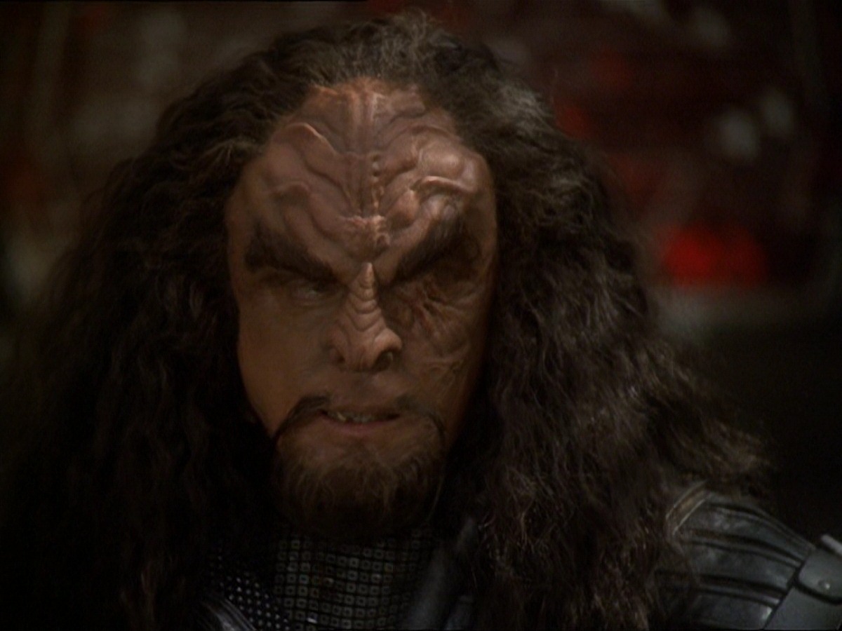 extant_StarTrek_DS9_7x22-TackingIntoTheWind_3069.jpg