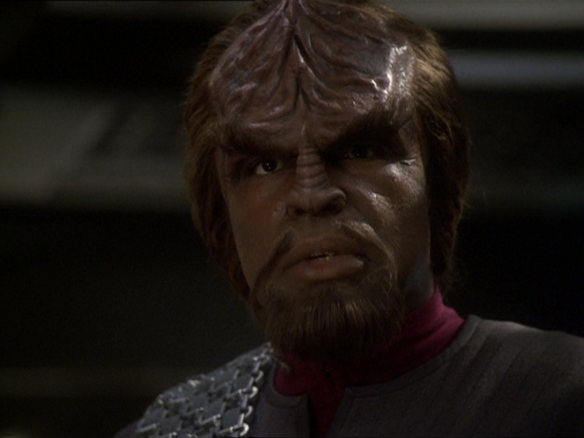 extant_StarTrek_DS9_7x22-TackingIntoTheWind_3083.jpg