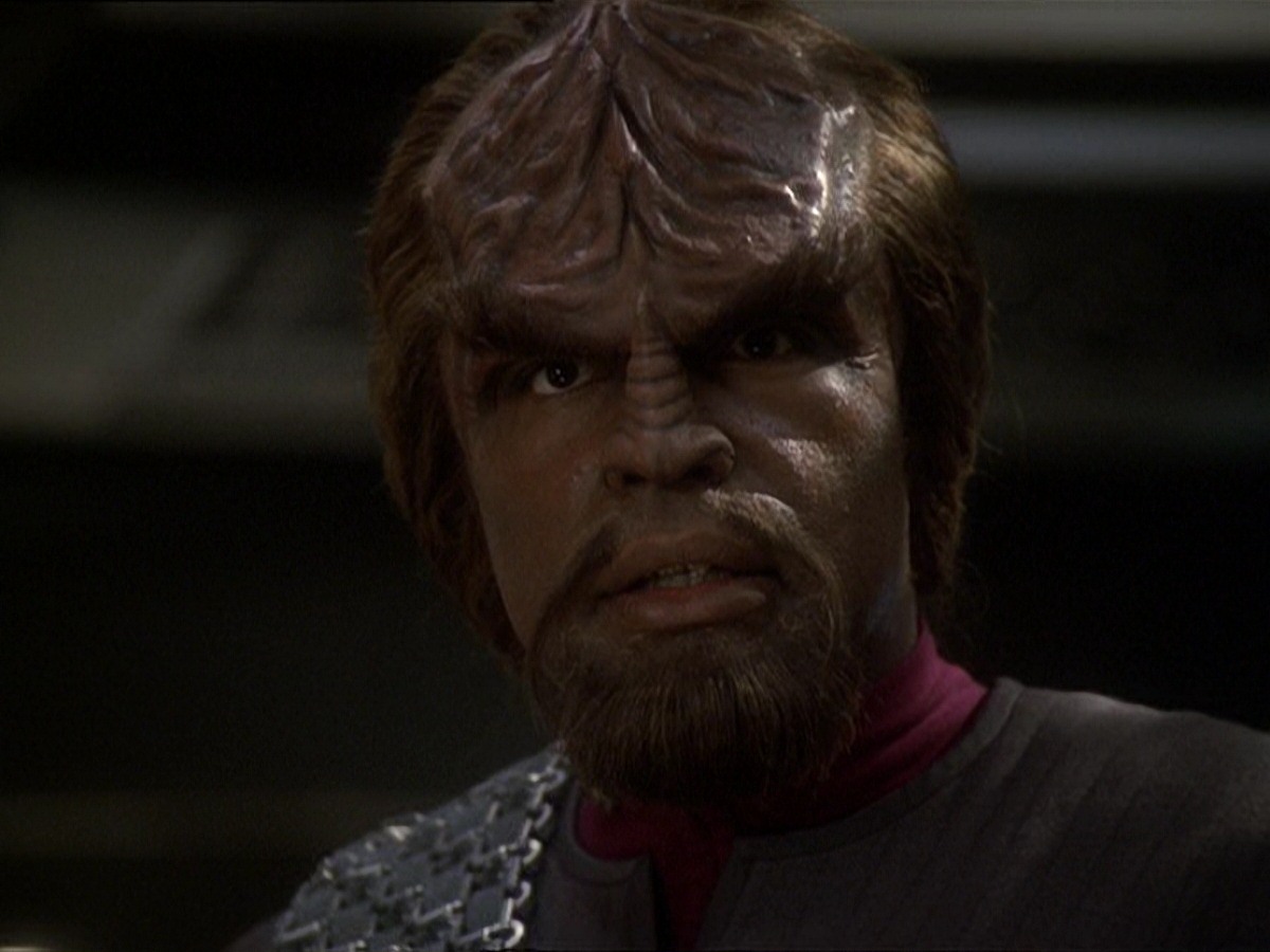 extant_StarTrek_DS9_7x22-TackingIntoTheWind_3085.jpg