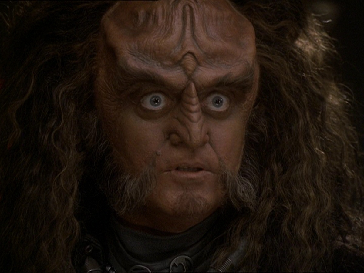extant_StarTrek_DS9_7x22-TackingIntoTheWind_3100.jpg