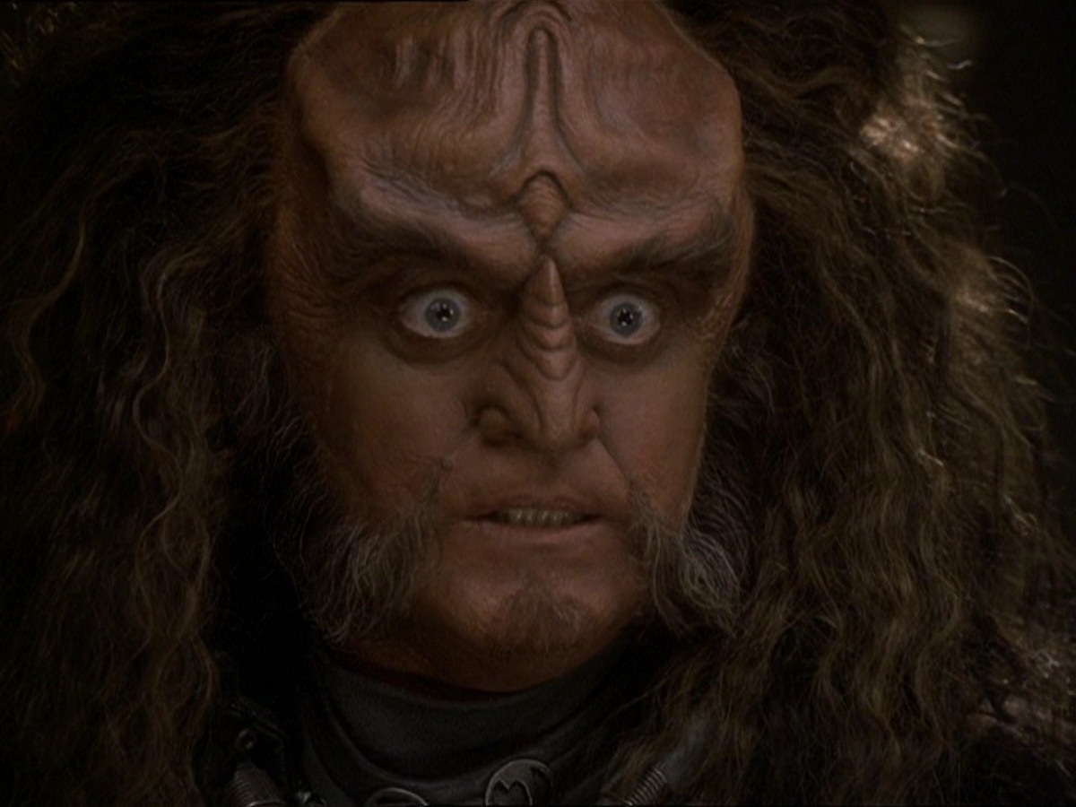 extant_StarTrek_DS9_7x22-TackingIntoTheWind_3103.jpg