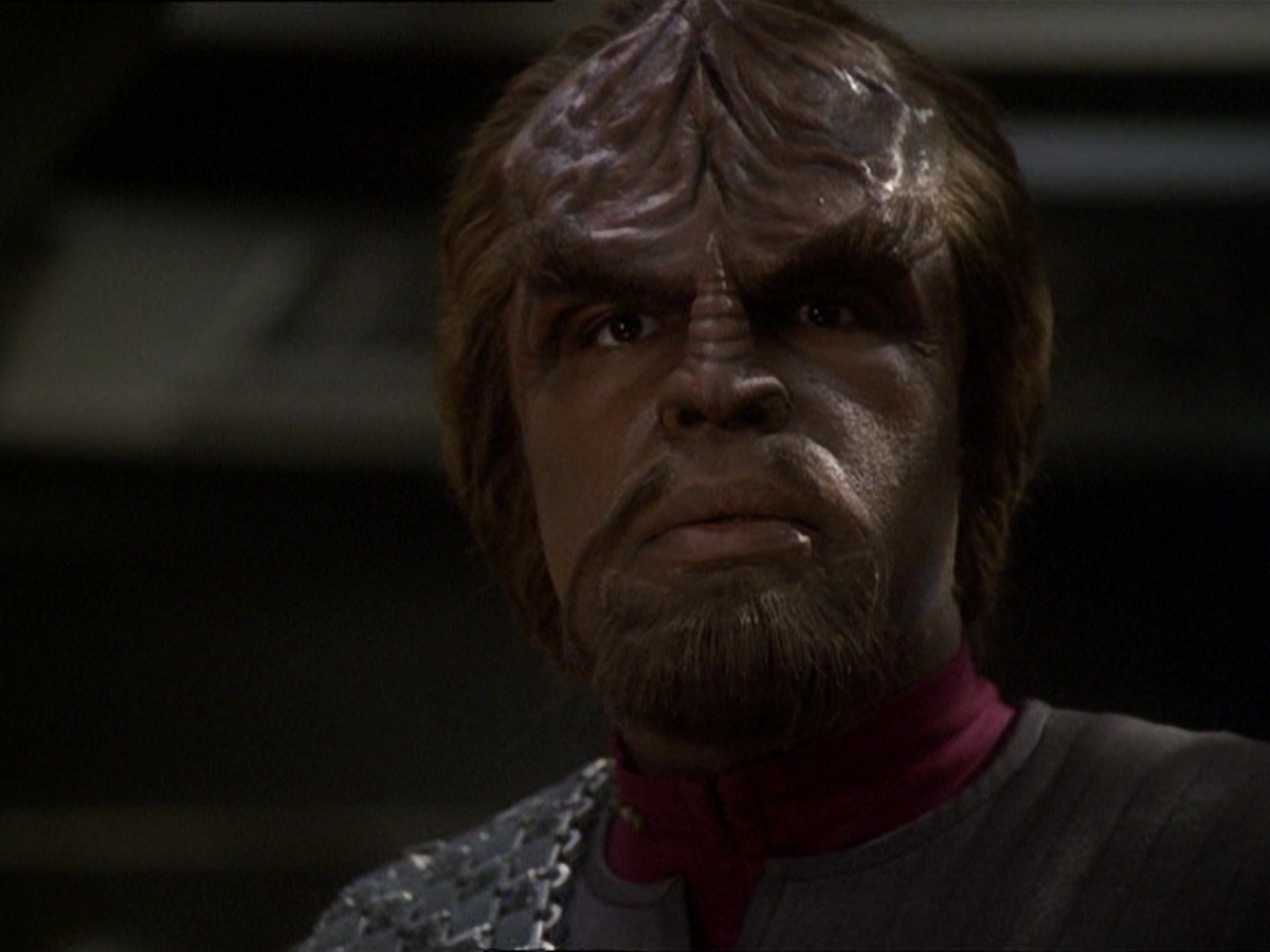 extant_StarTrek_DS9_7x22-TackingIntoTheWind_3105.jpg