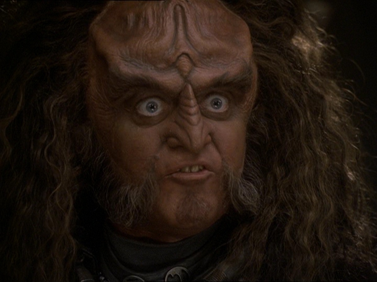extant_StarTrek_DS9_7x22-TackingIntoTheWind_3121.jpg