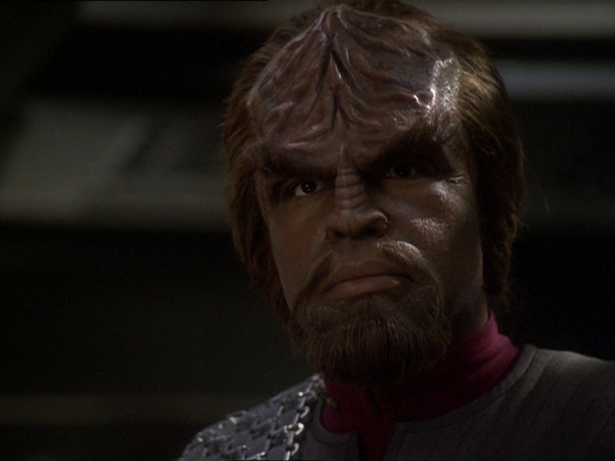 extant_StarTrek_DS9_7x22-TackingIntoTheWind_3124.jpg