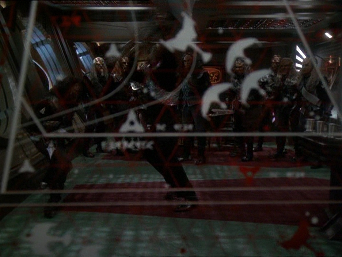 extant_StarTrek_DS9_7x22-TackingIntoTheWind_3205.jpg