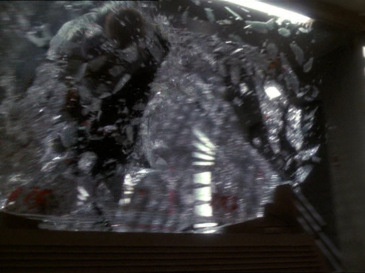 extant_StarTrek_DS9_7x22-TackingIntoTheWind_3233.jpg