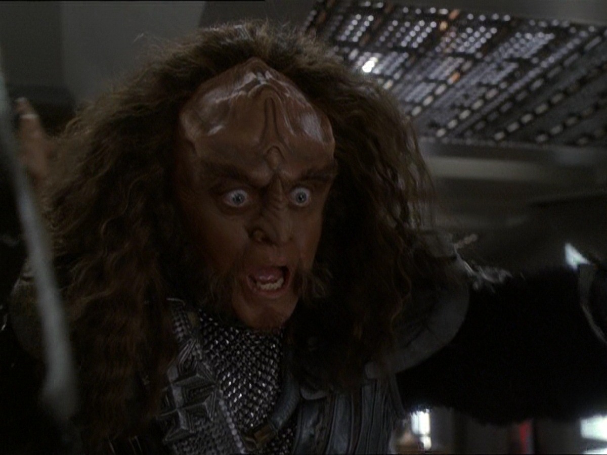 extant_StarTrek_DS9_7x22-TackingIntoTheWind_3252.jpg